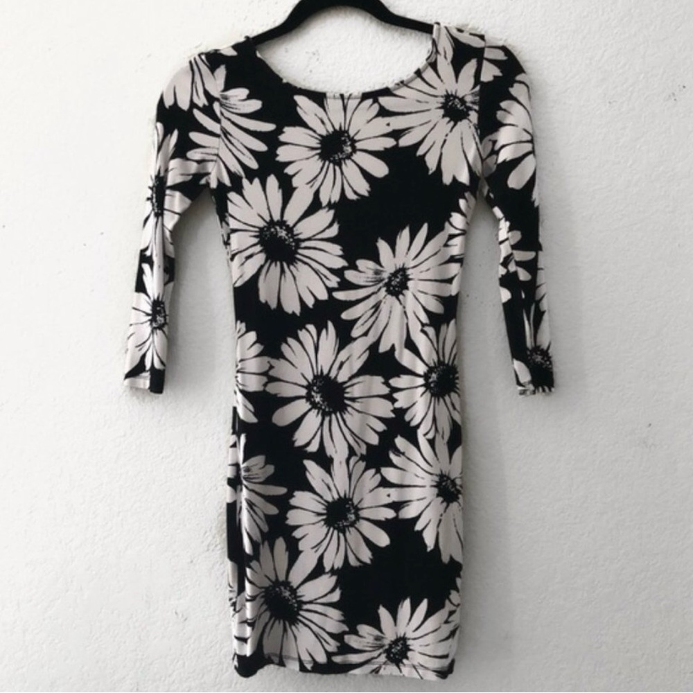 Floral Black & White Long Sleeve Bodycon Dress - Size Small